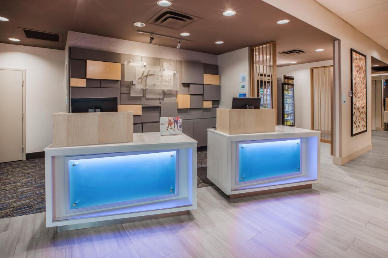Holiday Inn Express & Suites - Lindale By Ihg Exteriér fotografie