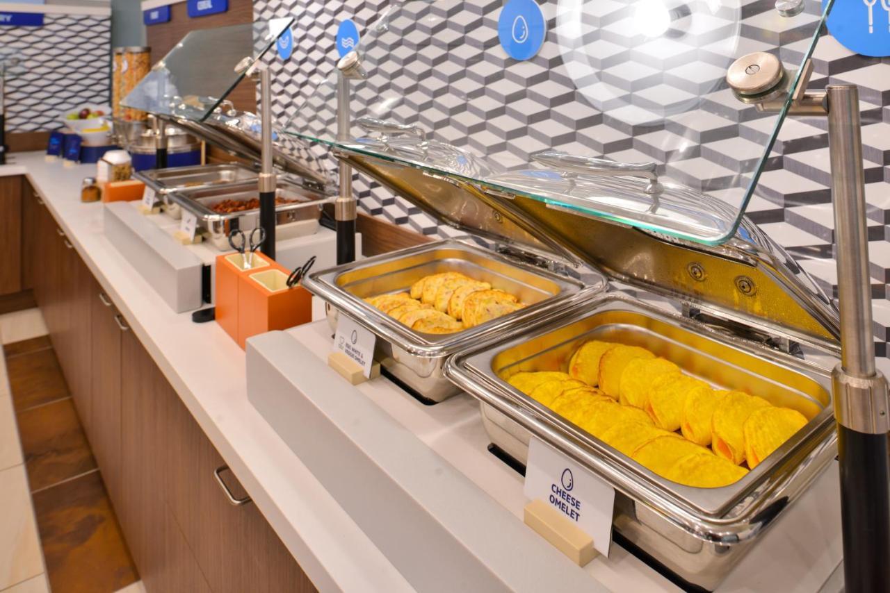 Holiday Inn Express & Suites - Lindale By Ihg Exteriér fotografie