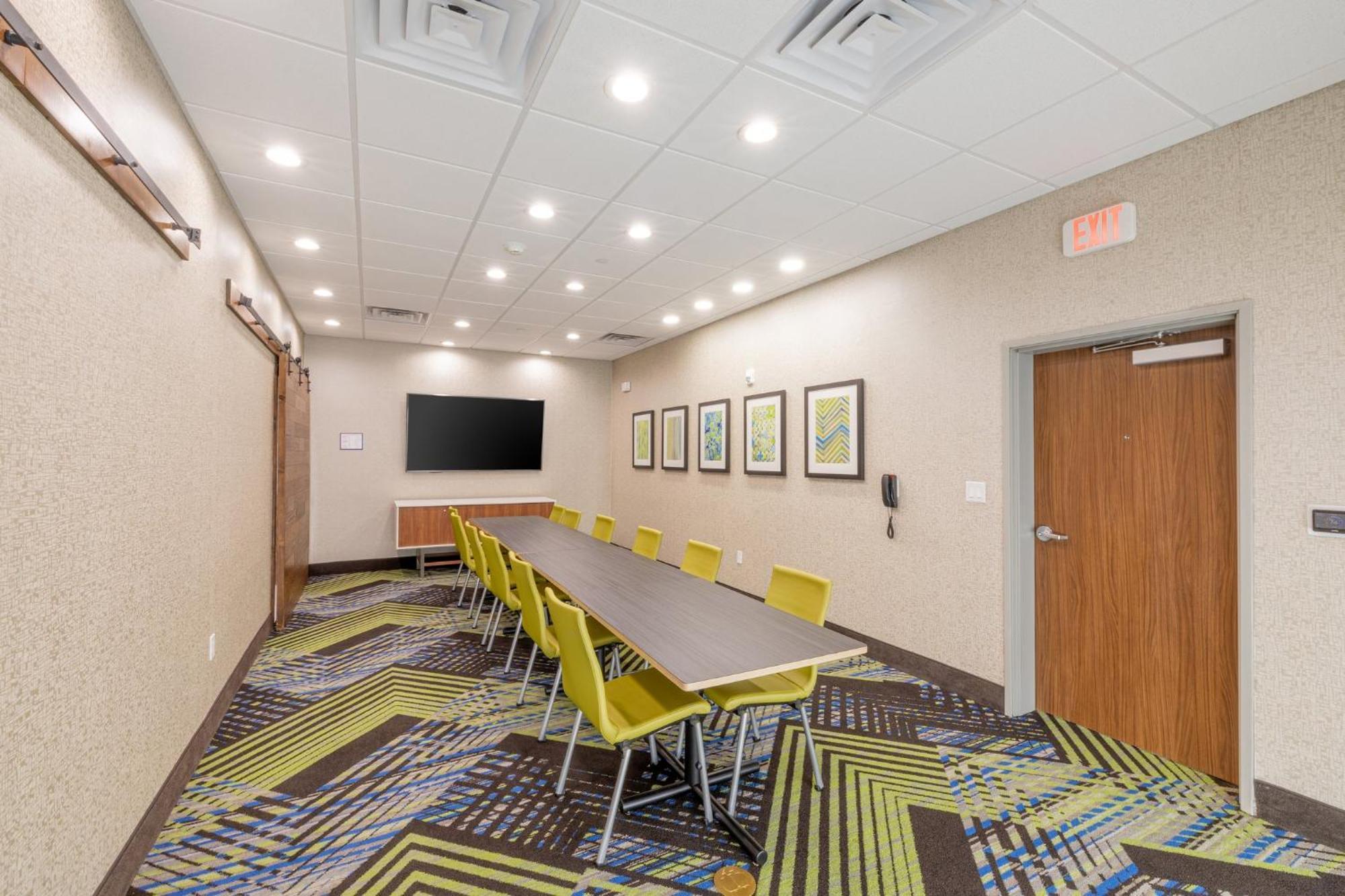 Holiday Inn Express & Suites - Lindale By Ihg Exteriér fotografie