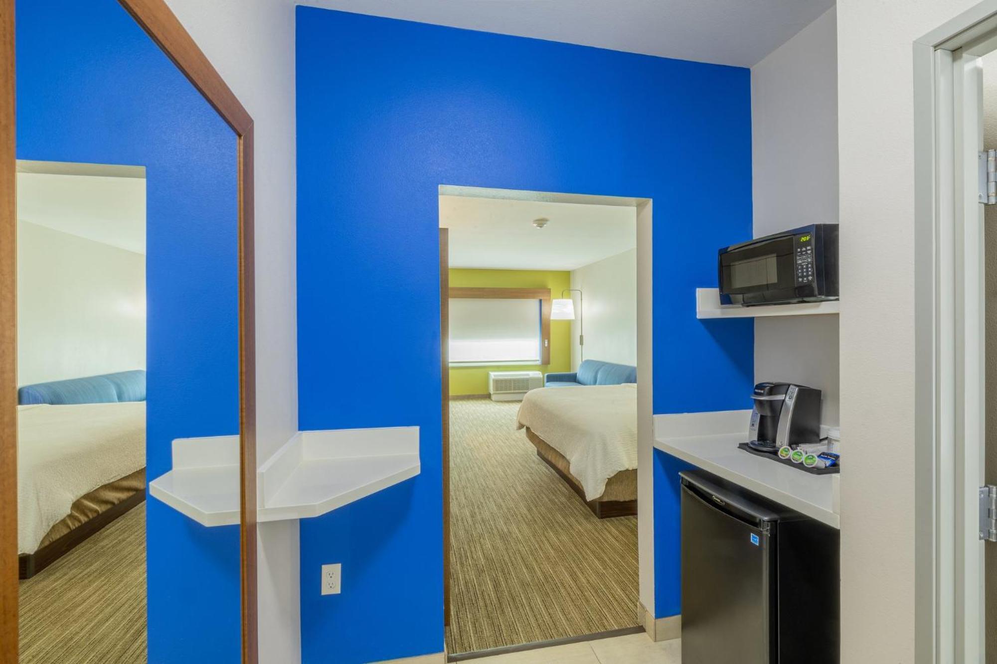 Holiday Inn Express & Suites - Lindale By Ihg Exteriér fotografie